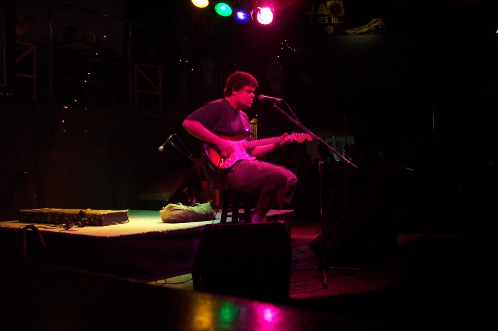 Dan Sultan Johnos